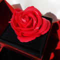 Rosa eterna e collana 